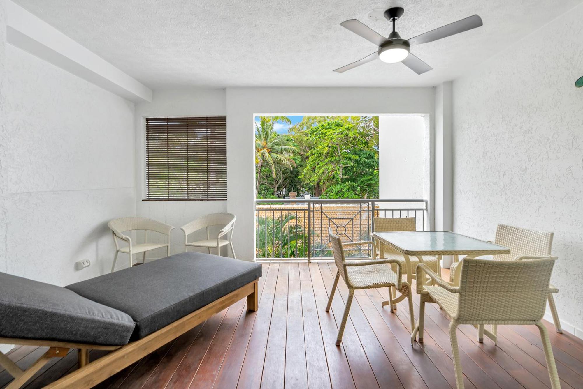 Alassio Beachfront Apartments Palm Cove Værelse billede
